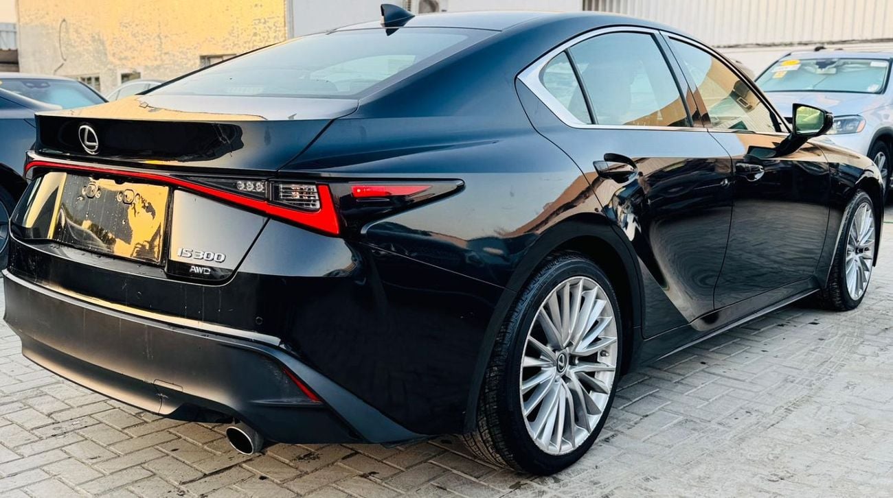 لكزس IS 300 AWD (NON GCC)