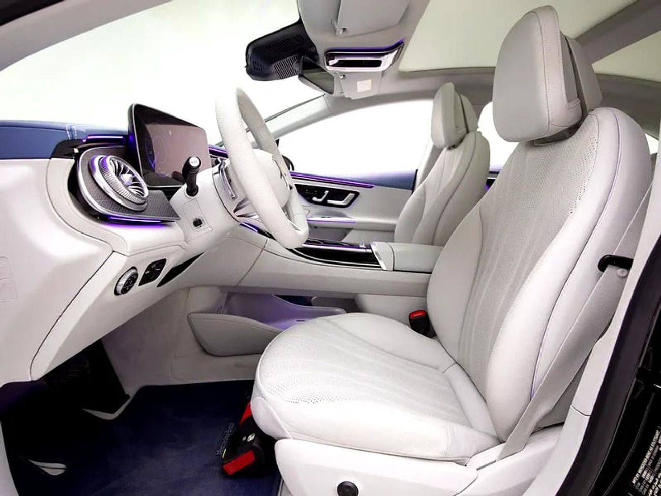 مرسيدس بنز EQE 350+