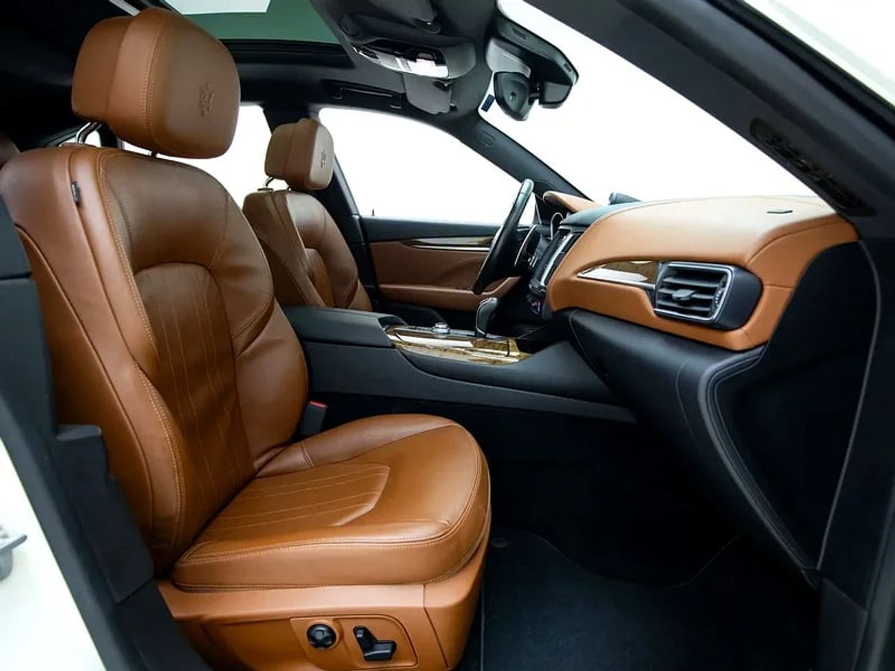 Maserati Levante S 3.0L (424 HP)