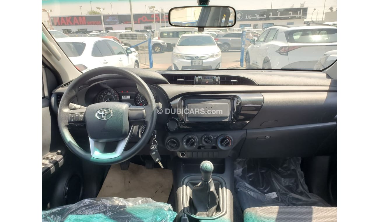 Toyota Hilux 2022 Toyota Hilux 2.7 Petrol Manual Transmission