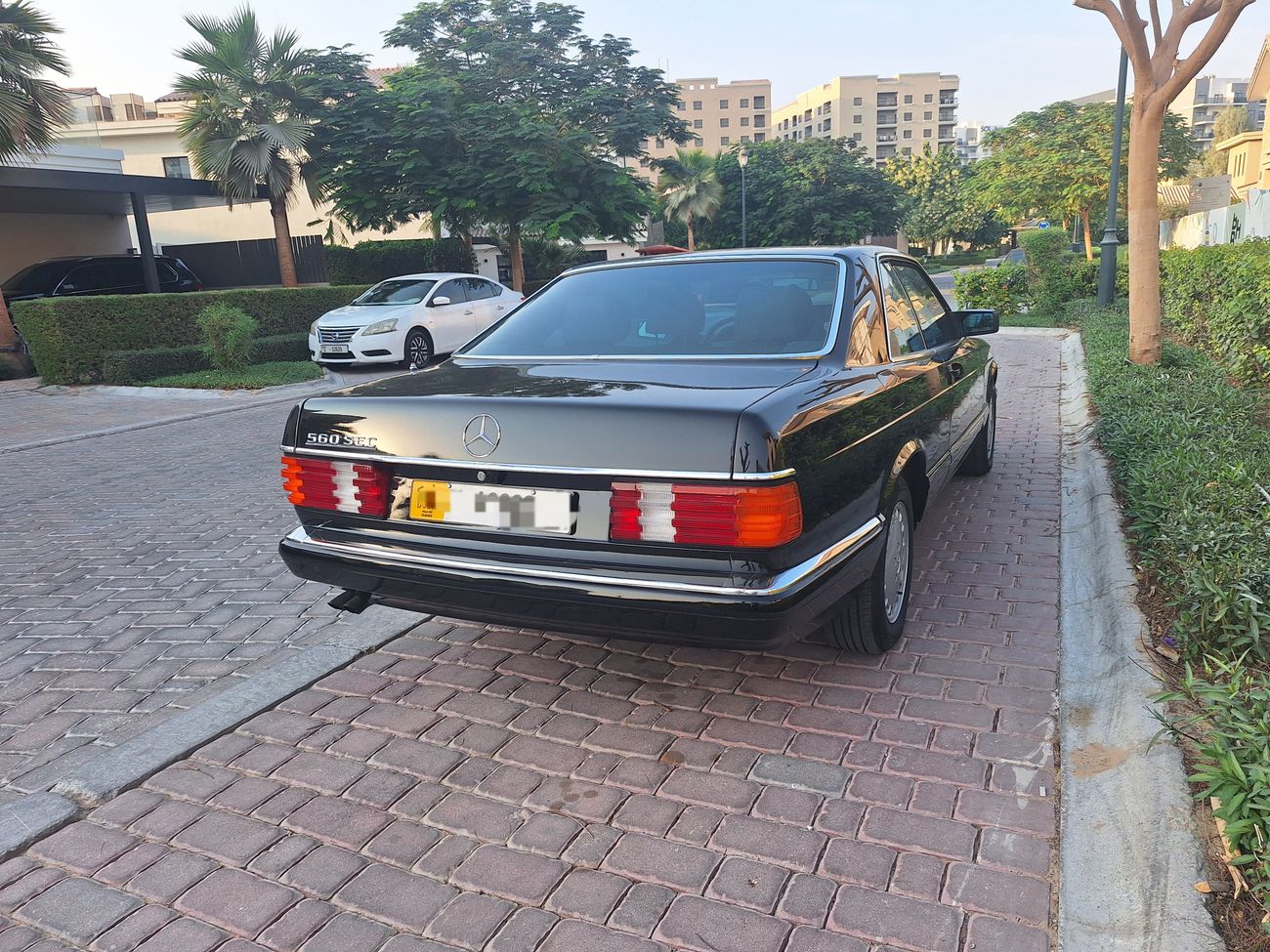 Mercedes-Benz 560 SEC