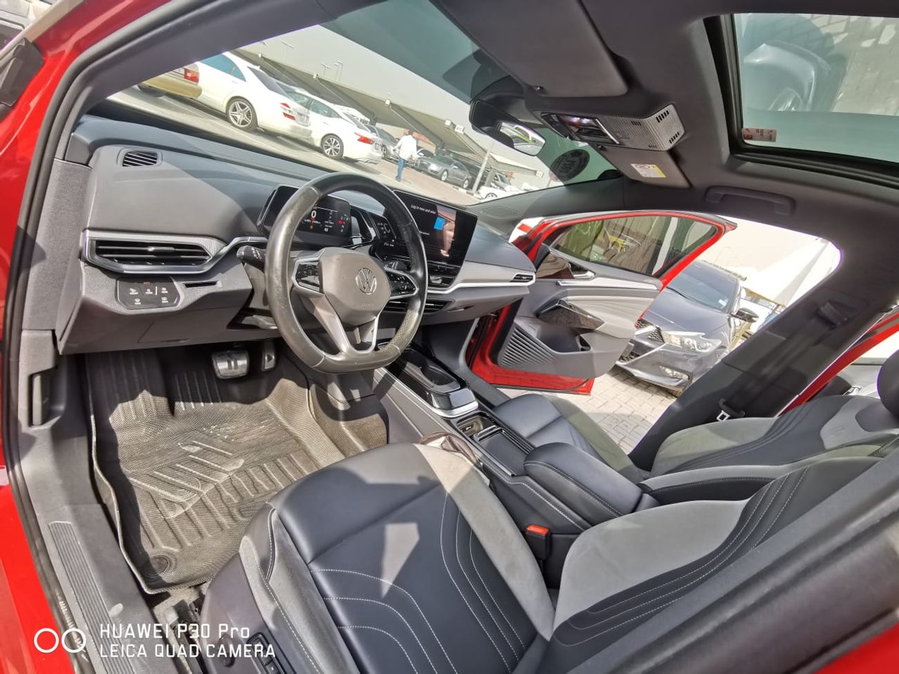 Volkswagen ID.4 مفتاحين و صبغ الوكالة