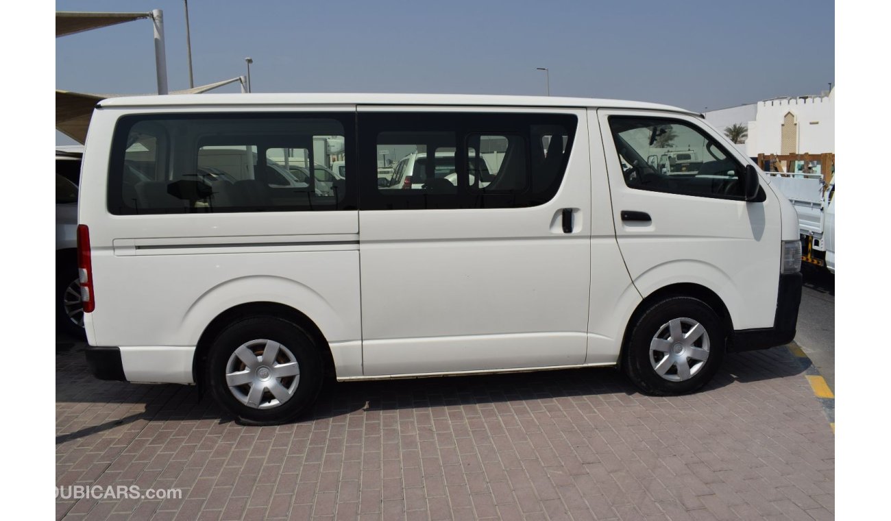 Toyota Hiace GL - Standard Roof Toyota Hiace std roof GL 13 seater, model:2016. Excellent condition