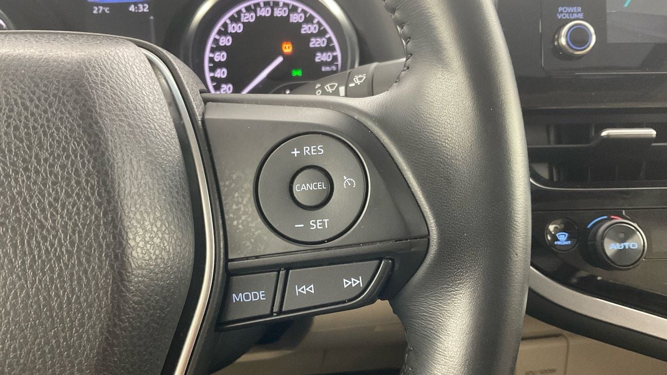 Toyota Camry SE 2.5L (181 HP) SE | Guaranteed Warranty | 0 Down Payment