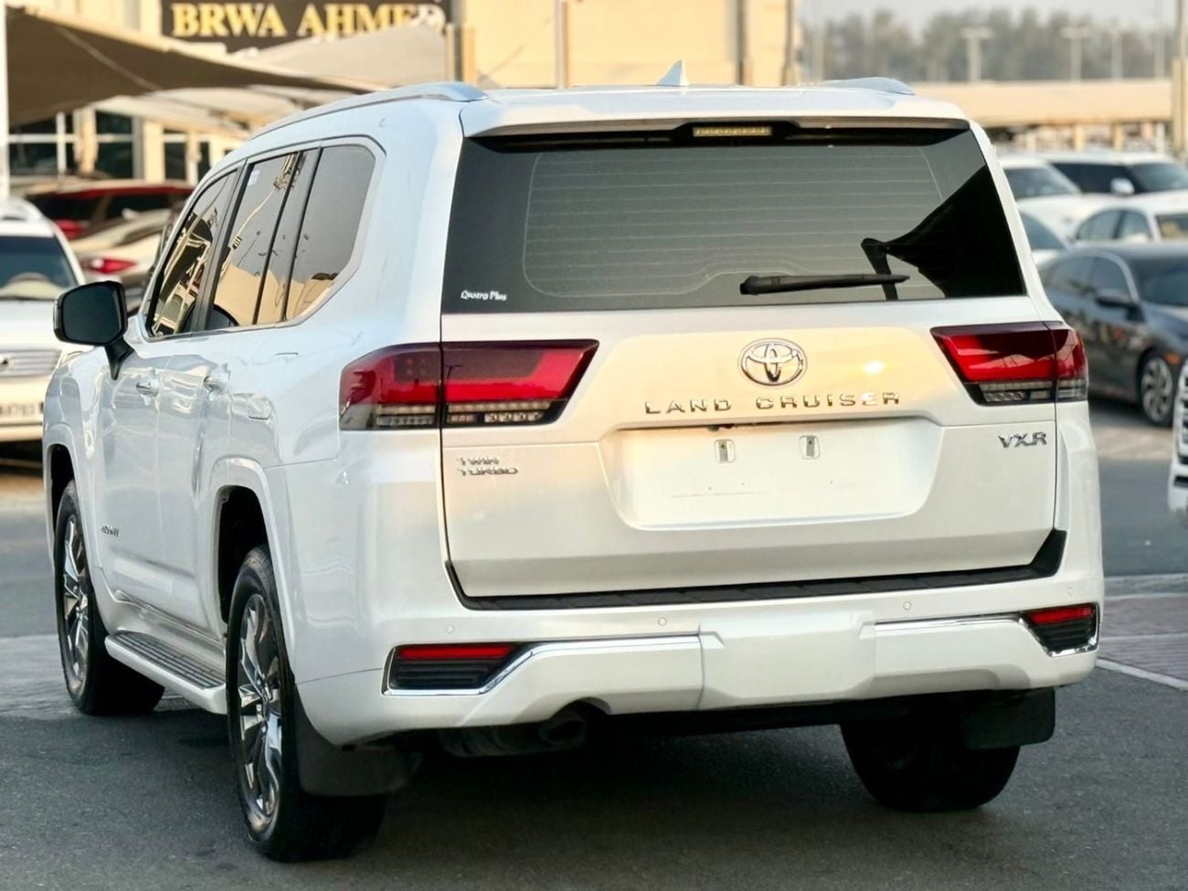 Toyota Land Cruiser VXR Toyota Landcruiser VXR Model 2024 Twin Turbo White Inside Red Interior Full Option petrol