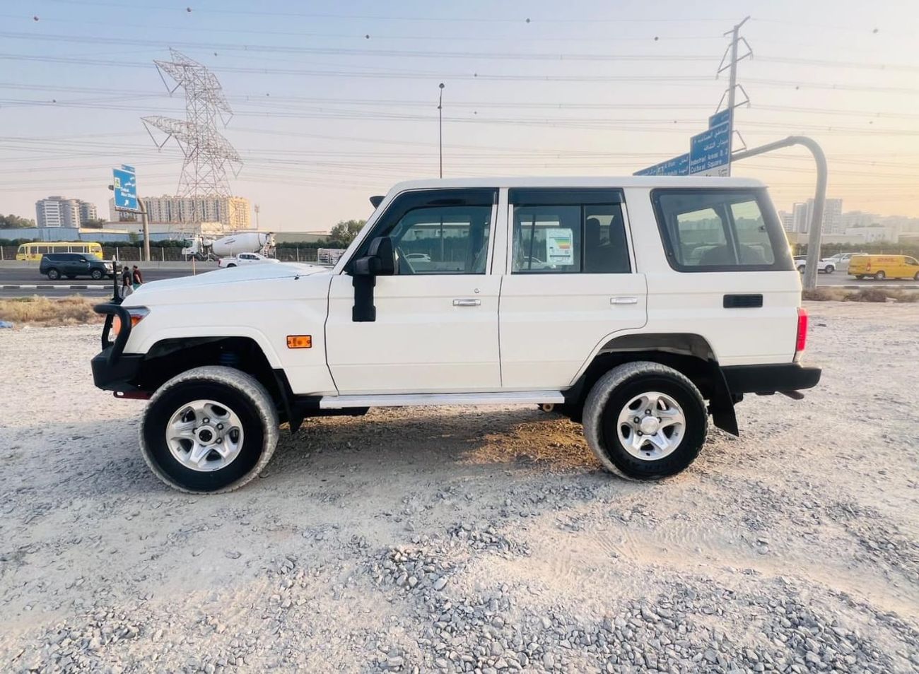 تويوتا لاند كروزر diesel right hand drive 4.5L only for export available