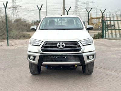 تويوتا هيلوكس SR 2.7L