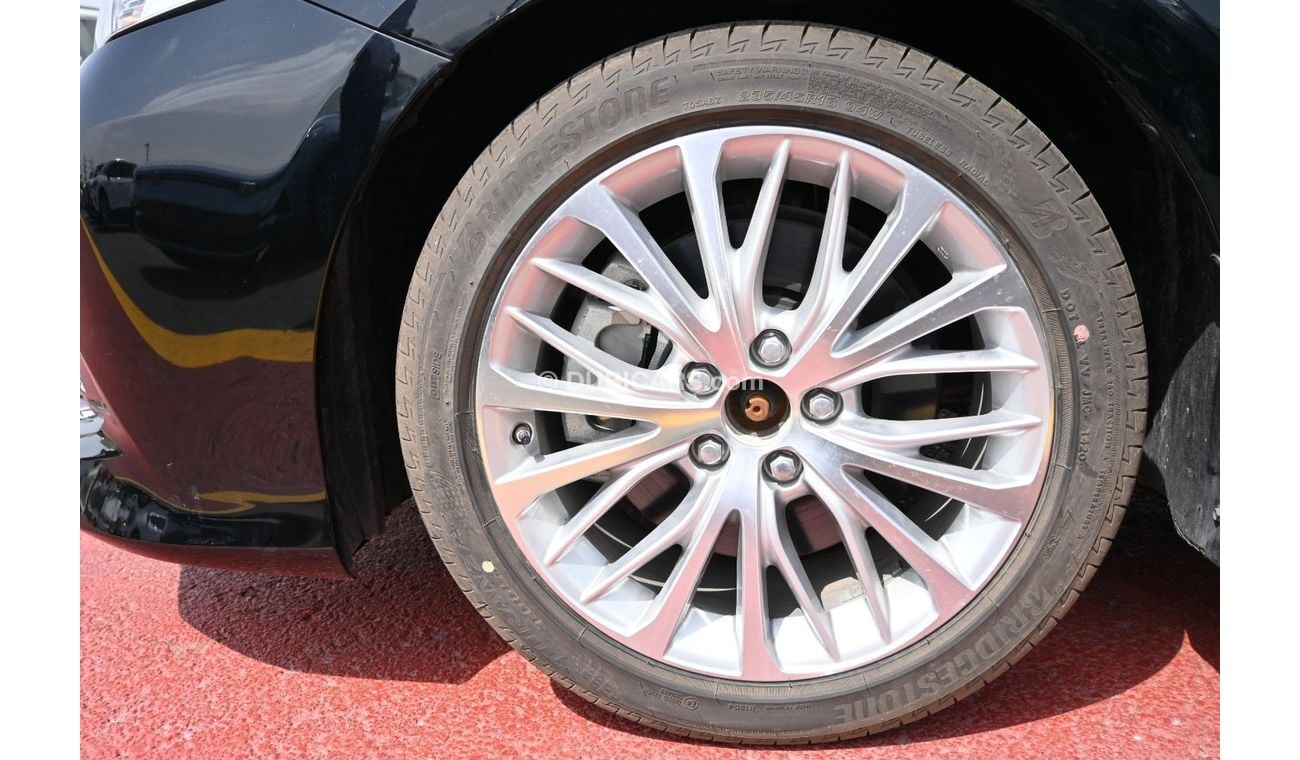 Toyota Camry Limited Toyota Camry (GSV70) 3.5L Petrol, Sedan, FWD, 4 Doors, Front Electric Seats, Cruise Control,