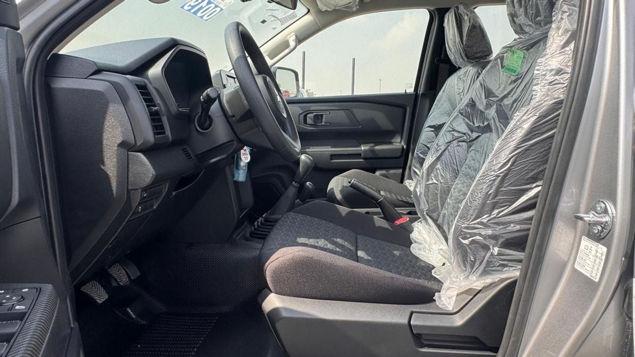 ميتسوبيشي L200 2.4 L DIESEL DOUBL CABIN 4X4 5MT MID -LINE