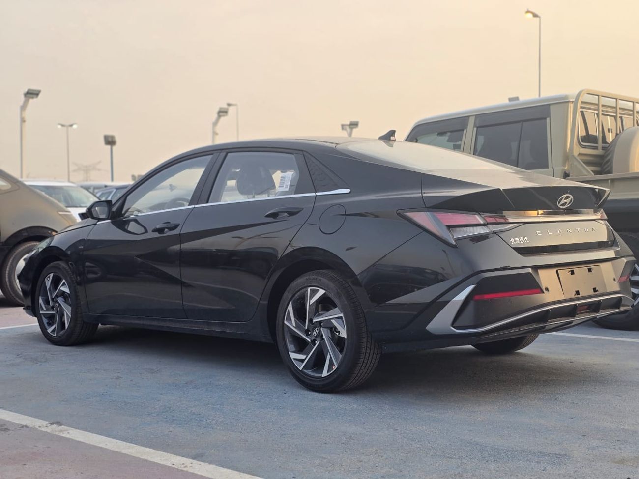 هيونداي إلانترا 1.5L CVT Elite Edition GLX