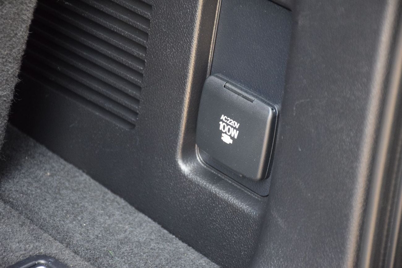 تويوتا برادو 2.8L Diesel LHD (Export Only)