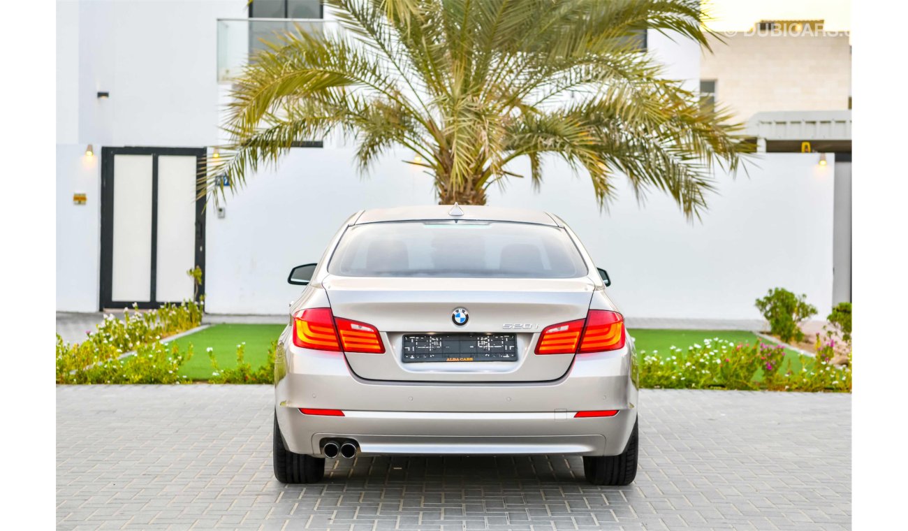 بي أم دبليو 520 i - Pro Navigation, Sunroof - AED 960 Per Month! - 0% DP