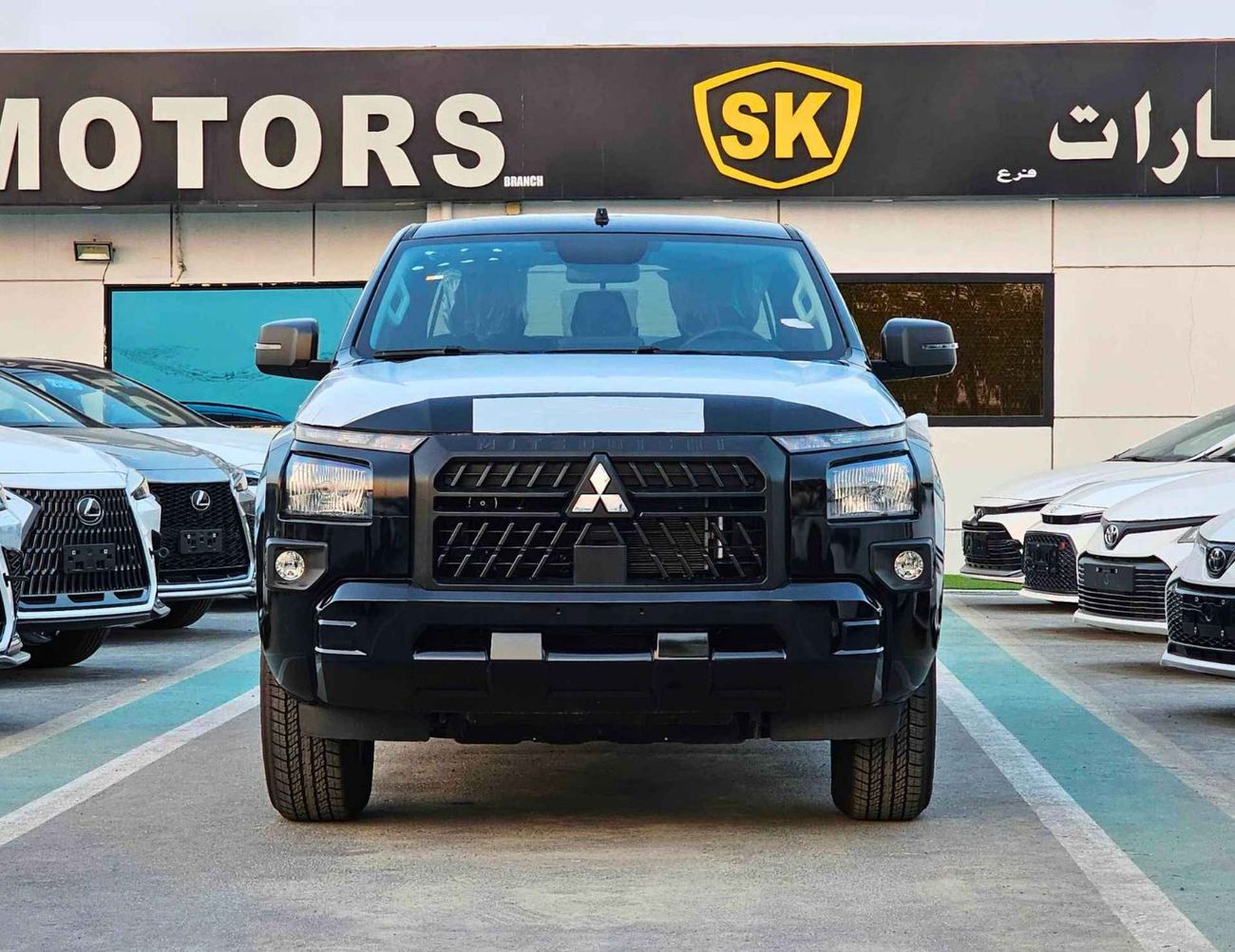 ميتسوبيشي L200 GLX / DOUBLE CABIN / 2.4L V4 PETROL / DVD CAMERA / ALLOY RIMS (CODE # GLXP)