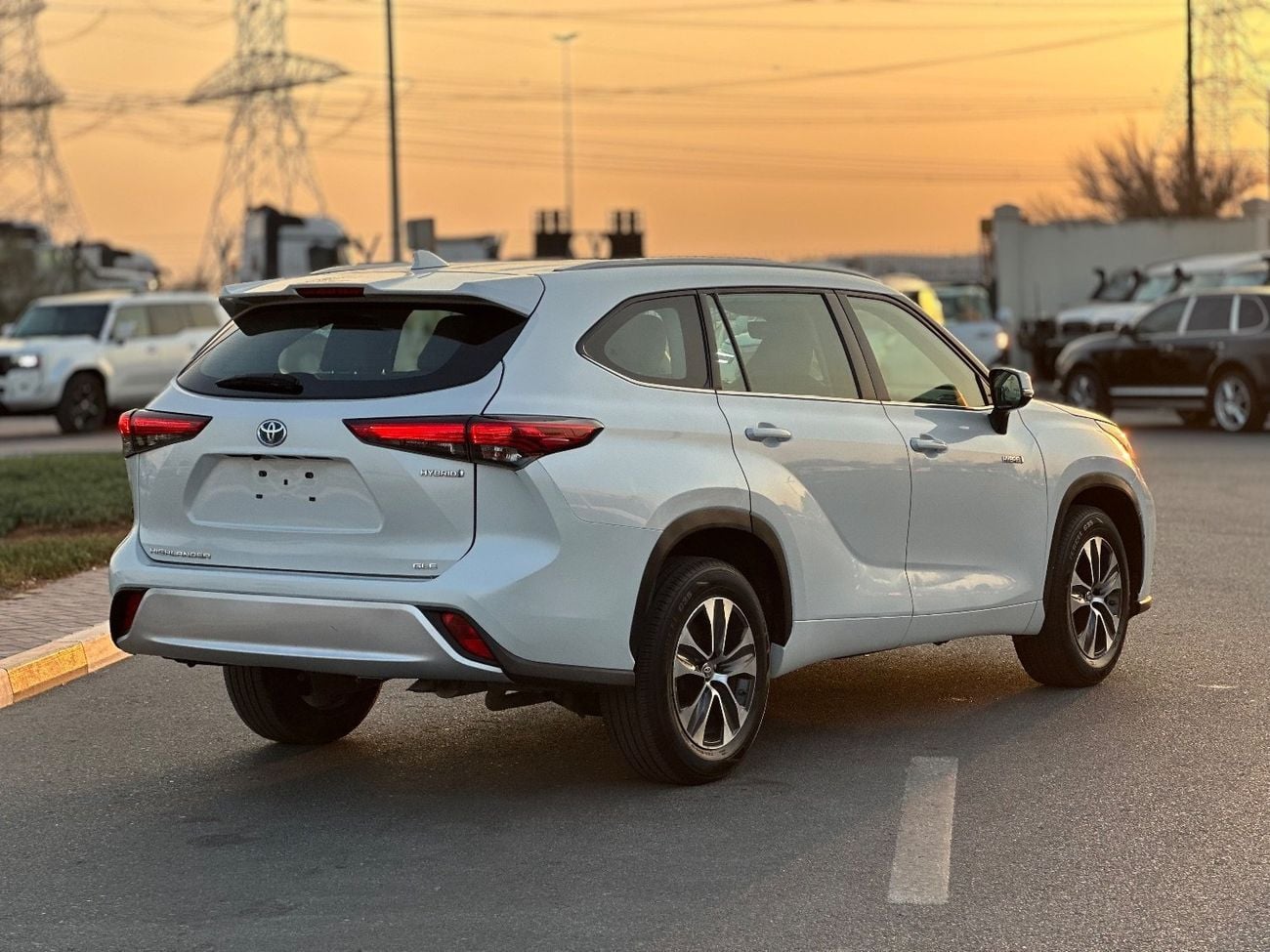 تويوتا هايلاندر GLE 2.5L