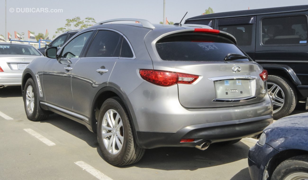 Infiniti FX35