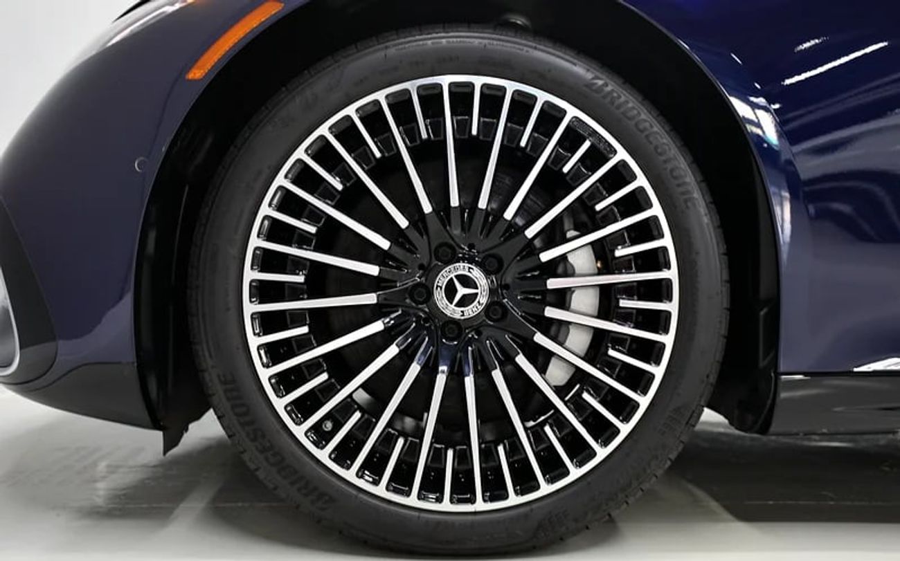 Mercedes-Benz EQS 680 580 | 2 Years Warranty + Free Registration | Model | Fully electric | Ref#A013237