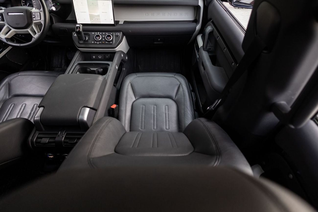 Land Rover Defender P300 110 S 2.0L (5 Seater)