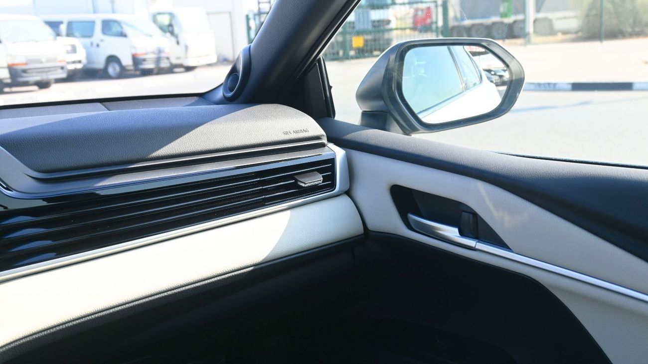 تويوتا كامري -Toyota Camry Hybrid Limited