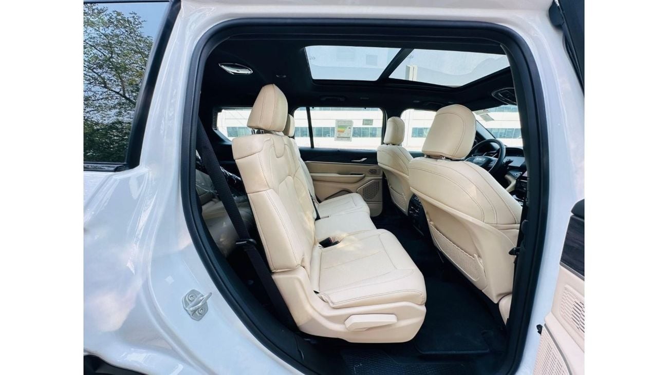 Jeep Grand Cherokee AED 3,280 PM | JEEP GRAND CHEROKEE L LIMITED PLUS 4X4 | GCC | 0% DP | UNDER WARRANTY