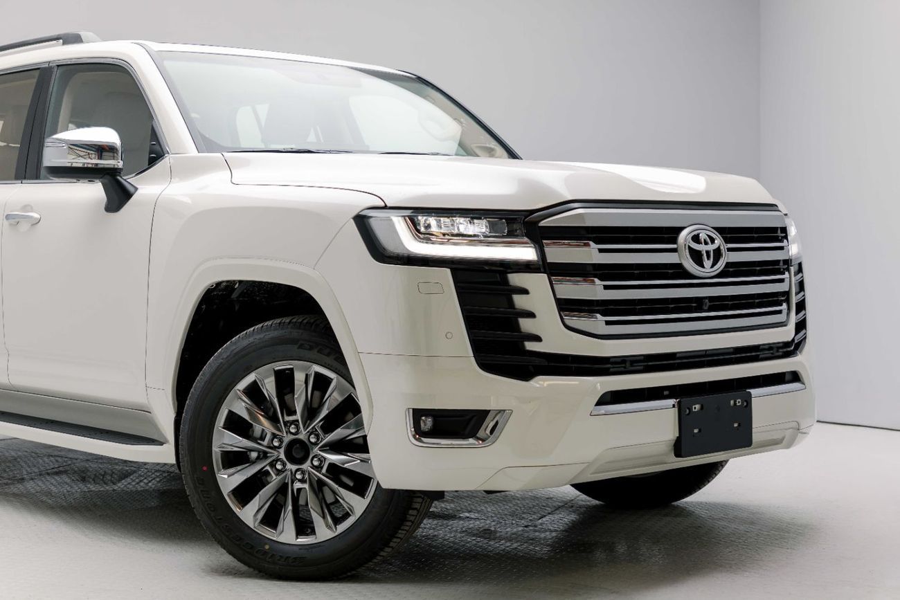 تويوتا لاند كروزر VX HI 3.5L - White Pearl Inside Beige | Export Only