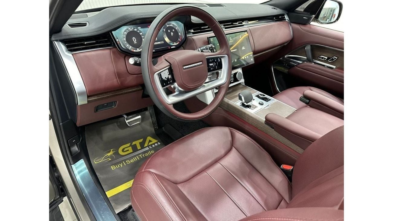 لاند روفر رينج روفر 2023 Range Rover Vogue P530 SE, 2 Years Range Rover Warranty, Fully Loaded, Very Low Kms, American