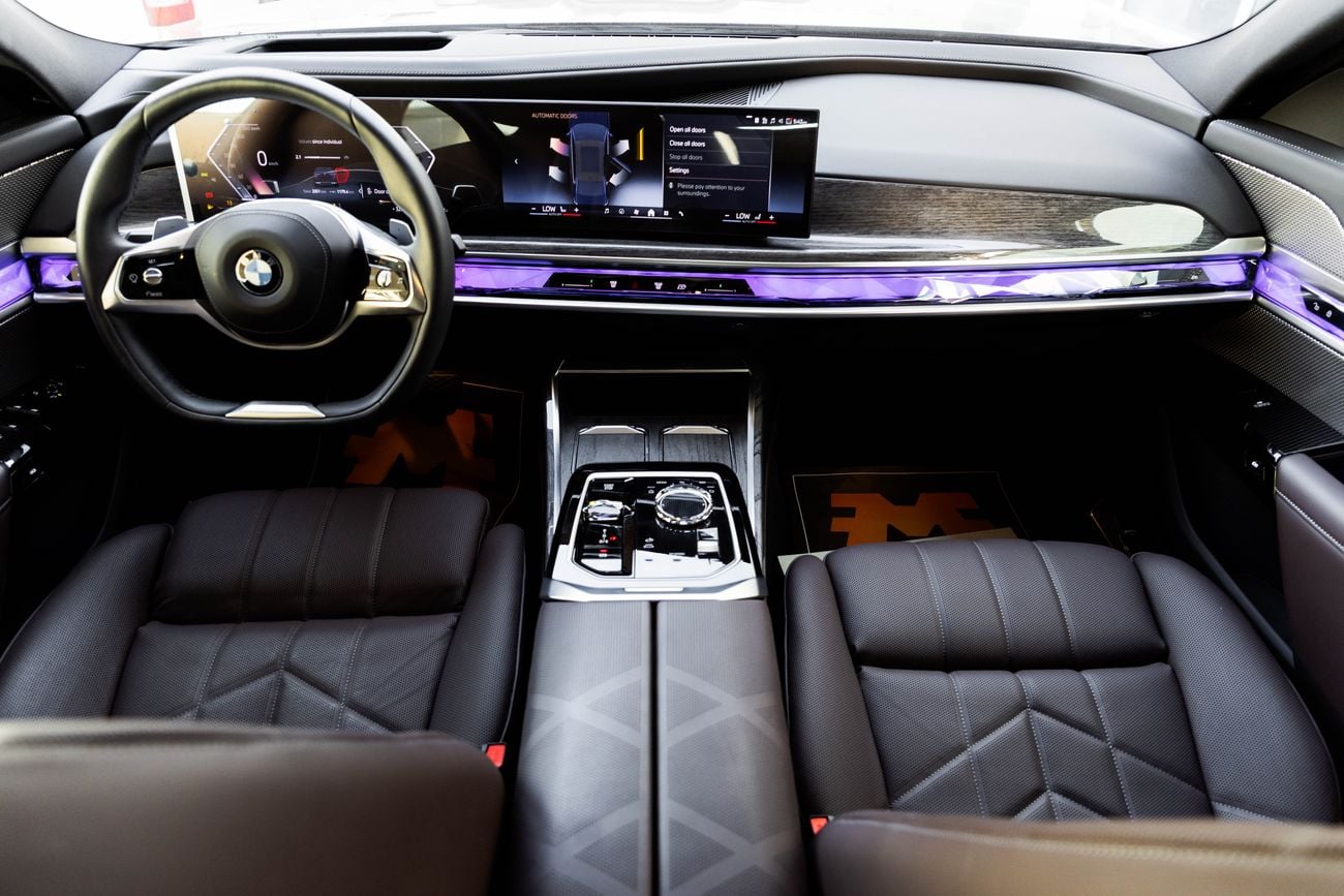 BMW 735i BMW 735i Excellence – 2026 | GCC | 2 YEARS WARRANTY | Only 2,050 KM | AED 369,000
