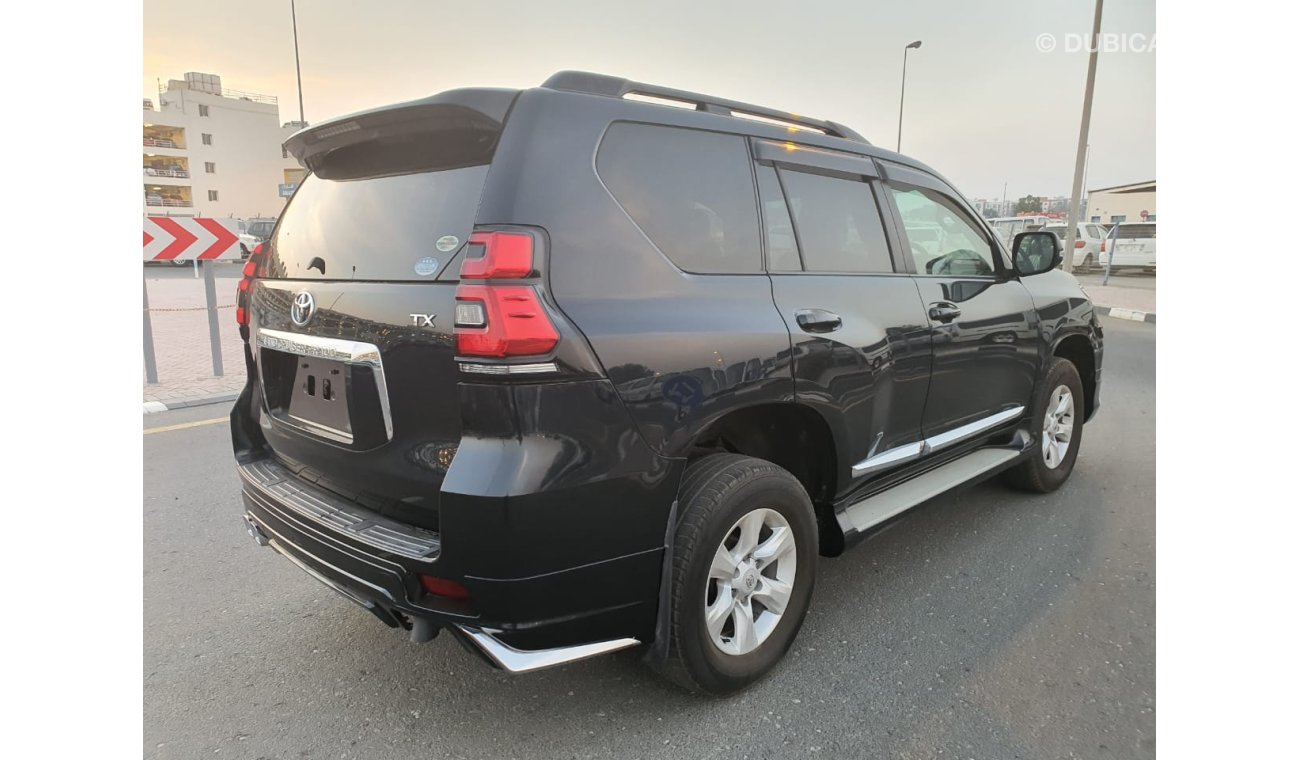 Toyota Prado petrol 2.7L . Right Hand Drive With Sunroof