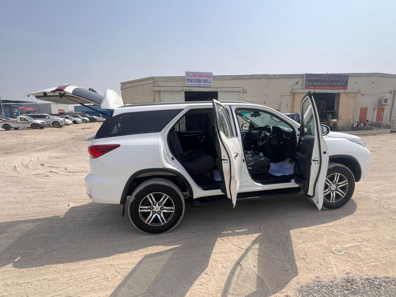 تويوتا فورتونر 2,8 LITER ,DIESEL RIGHT HAND DRIVE PUSH START