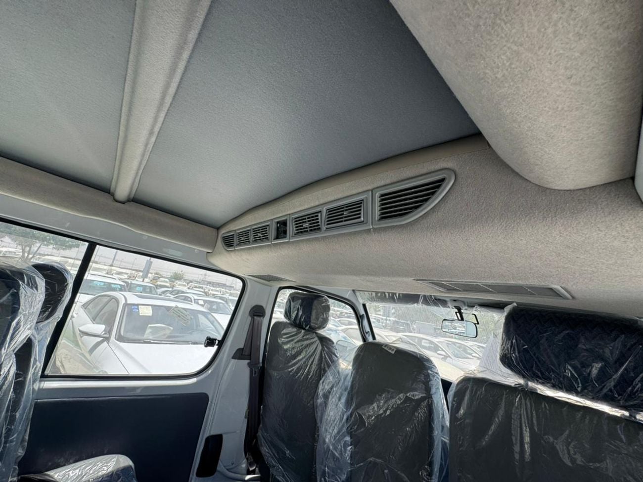 Jincheng Hiace PASSENGER || 2.2L PETROL M/T FABRIC SEATS(CODE#JJP)