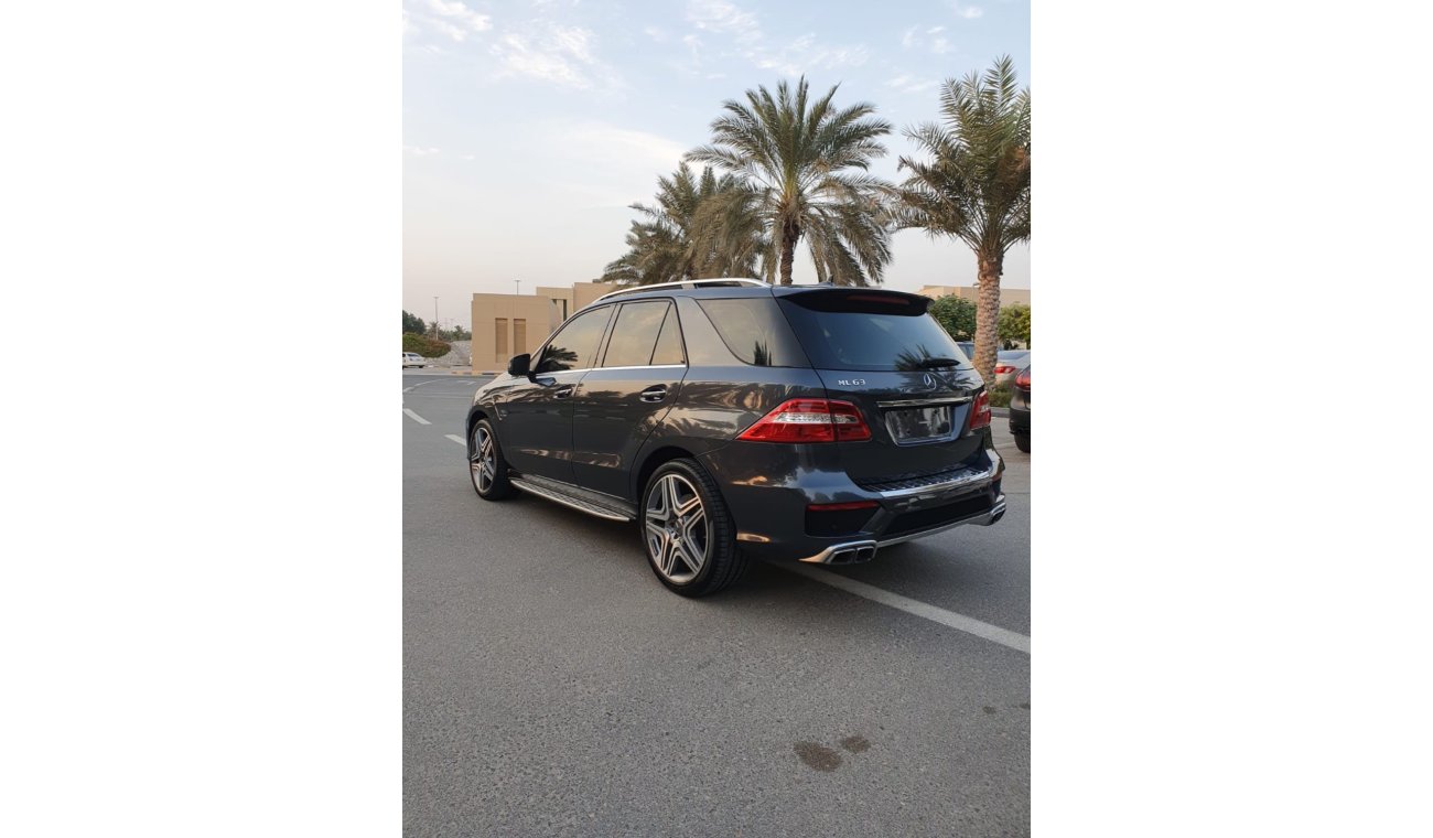 مرسيدس بنز ML 63 AMG Mercedes Benz ML63 AMG 2015 GCC