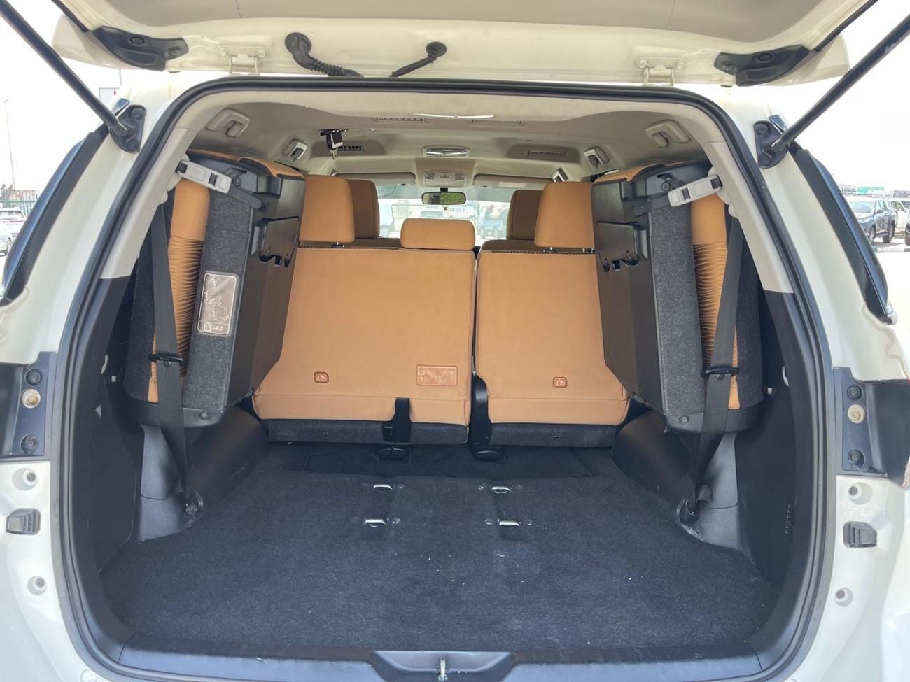 Toyota Fortuner Toyota Fortuner GX-R ,Left Hand Drive 2021 ,2.7 Liter Only For Export Available