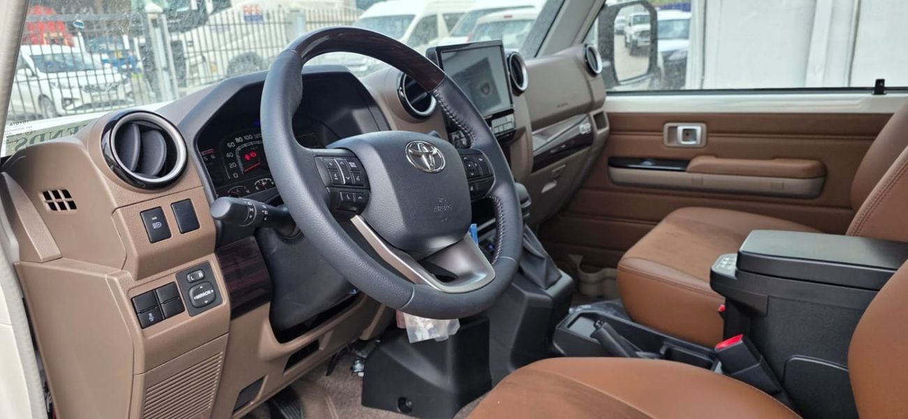 تويوتا لاند كروزر 70 2.8 DIESEL FULL OPTION