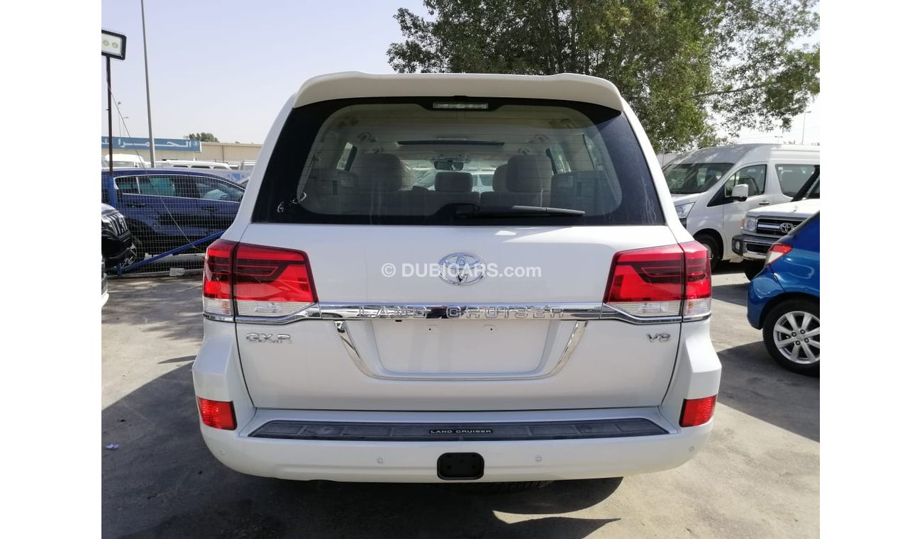 تويوتا لاند كروزر ديزل 8 سلندر جي اكس ار
