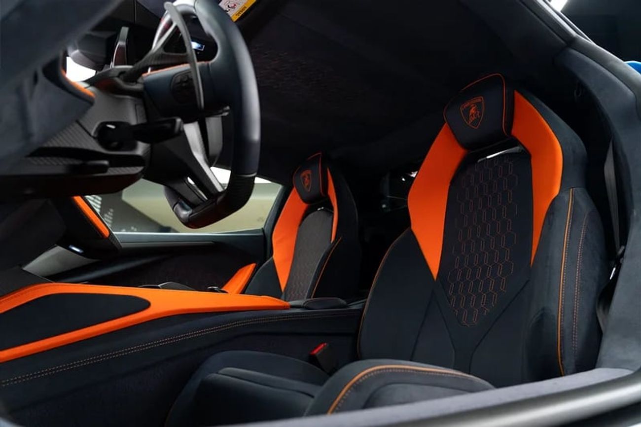 Lamborghini Revuelto 6.5L V12 Hybrid