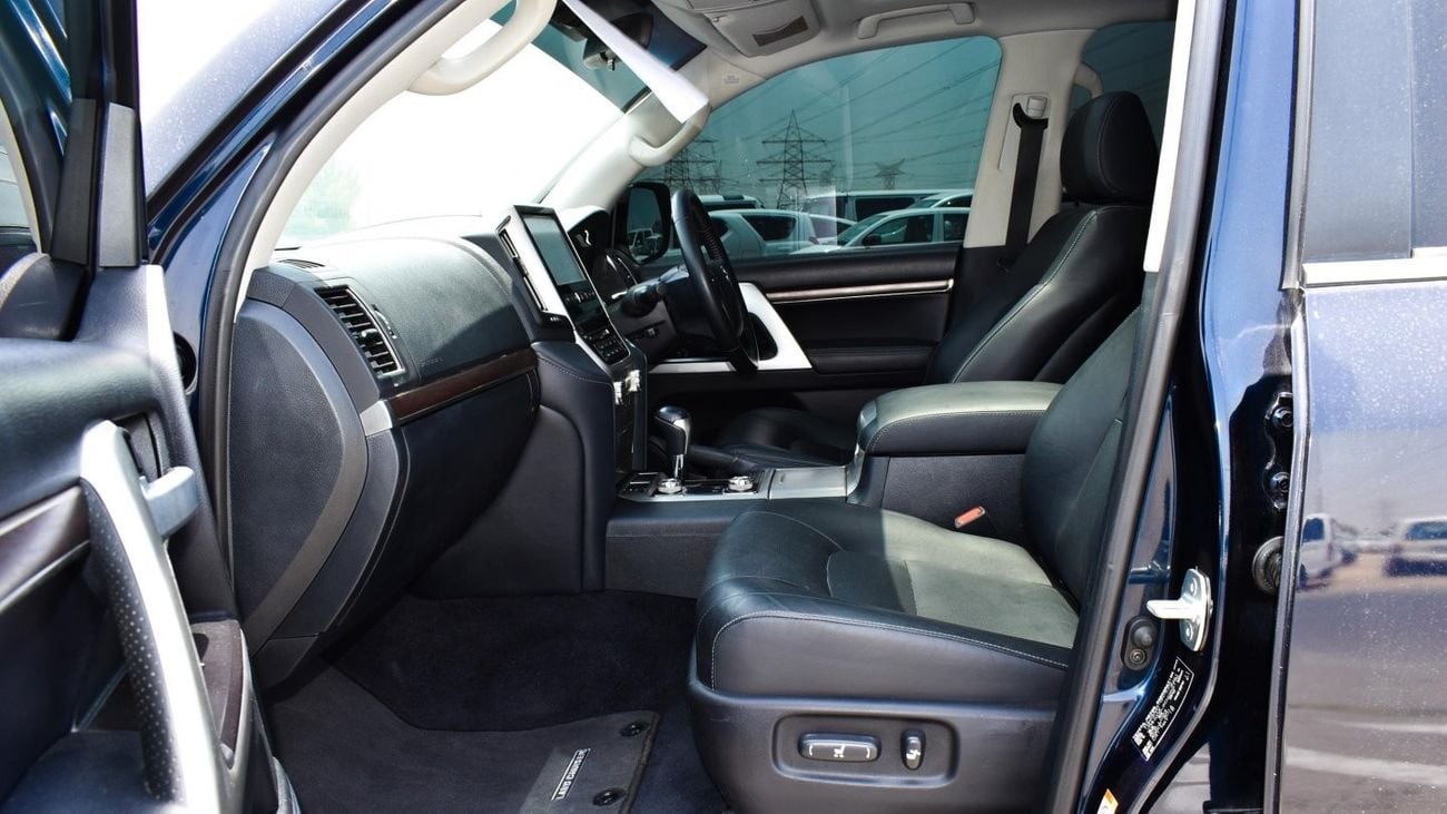 Toyota Land Cruiser V8 Diesel Right Hand