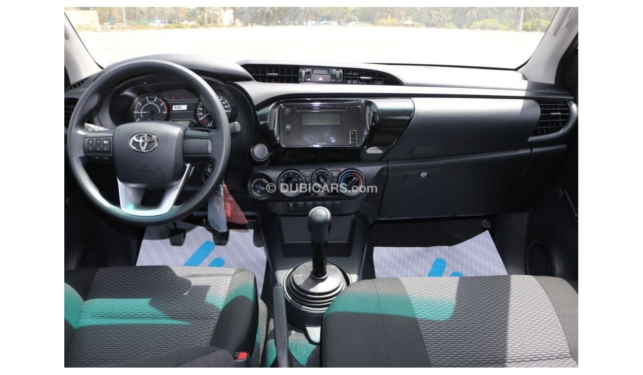 Toyota Hilux 2022 | 2.4L M/T 4WD WITH FABRIC SEATS BLACK INTERIOR EXPORT ONLY