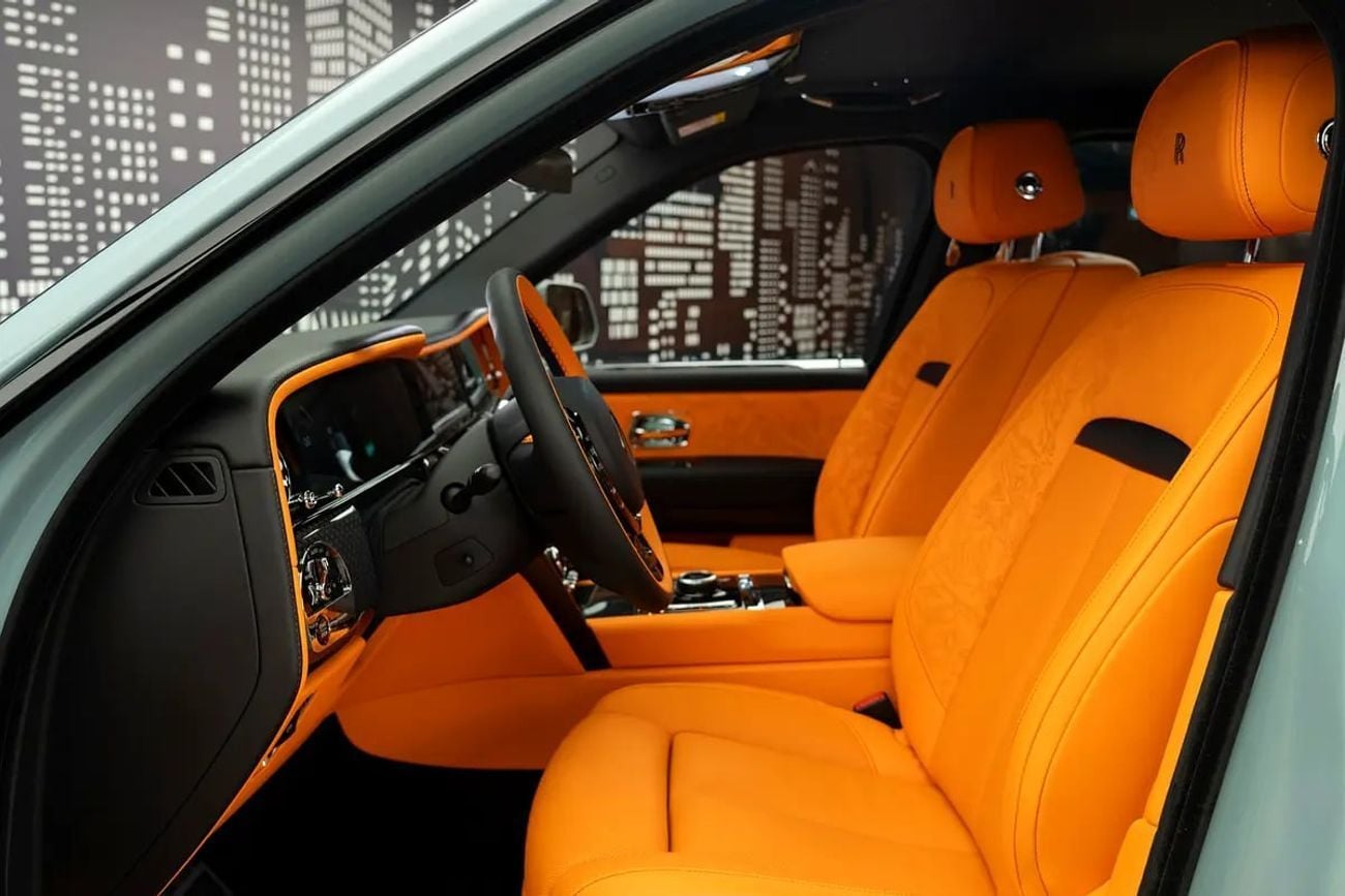 رولز رويس كولينان BLACK BADGE ROLLS ROYCE | CULLINAN | GCC SPECS | DEALER WARRANTY + SERVICE CONTRACT