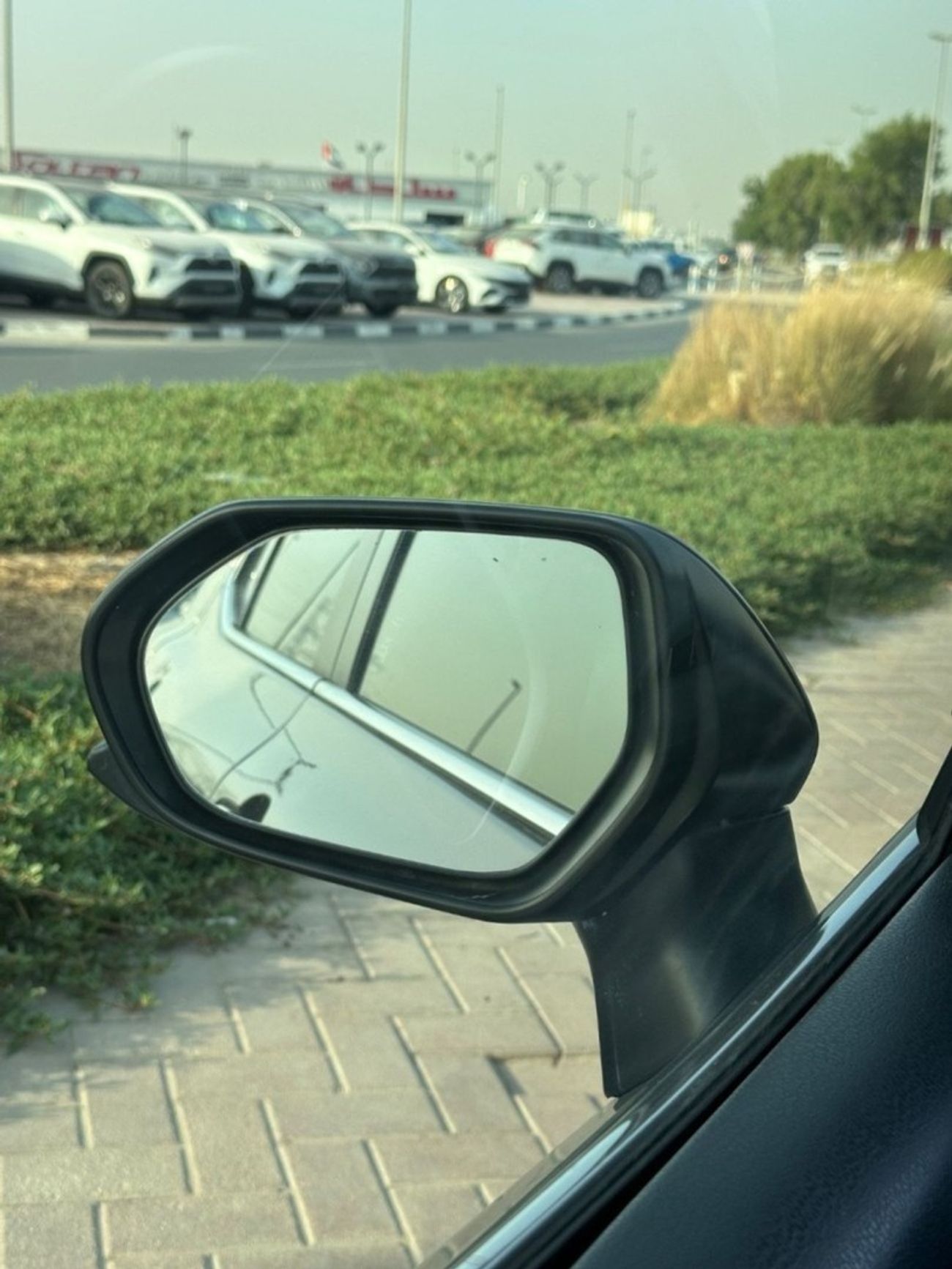 Toyota Camry Hybrid LE HEV 2.5L