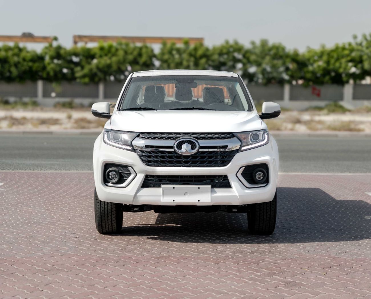 جريت وول وينغل 7 4X4 Standard 2.4L - Manual - Titanium White Inside Black