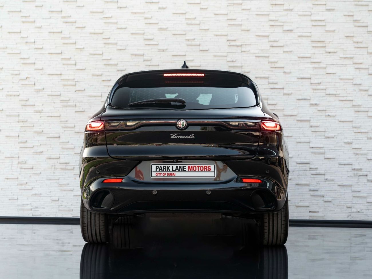 ألفا روميو تونالي Veloce