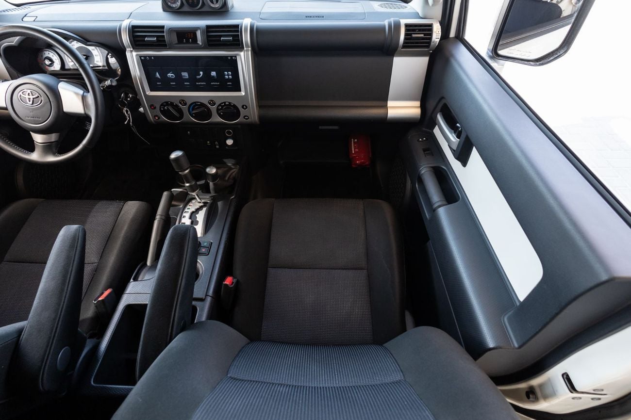 Toyota FJ Cruiser GXR 4.0L A/T