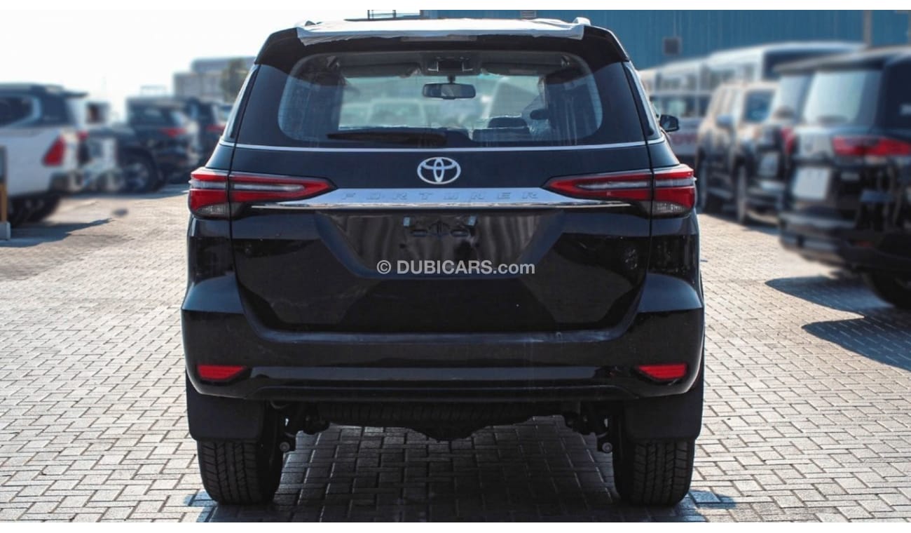 تويوتا فورتونر 2.8L V4 Turbo ABS 3x Airbags AT(EXPORT ONLY)