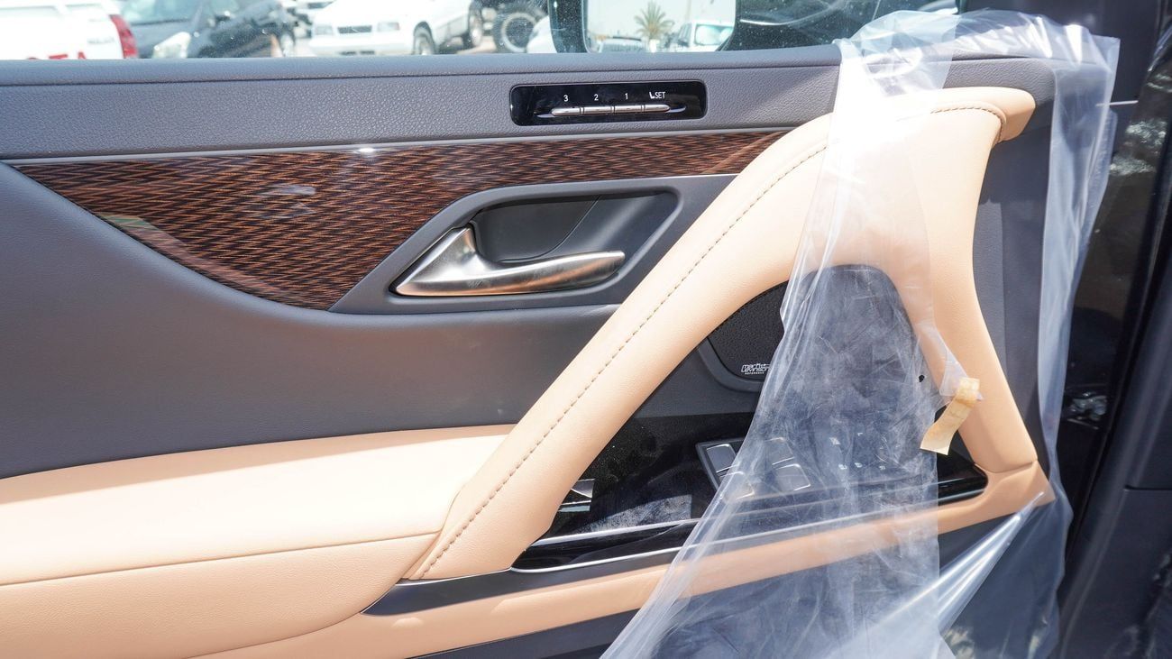 Lexus LX 600 3.5L V6