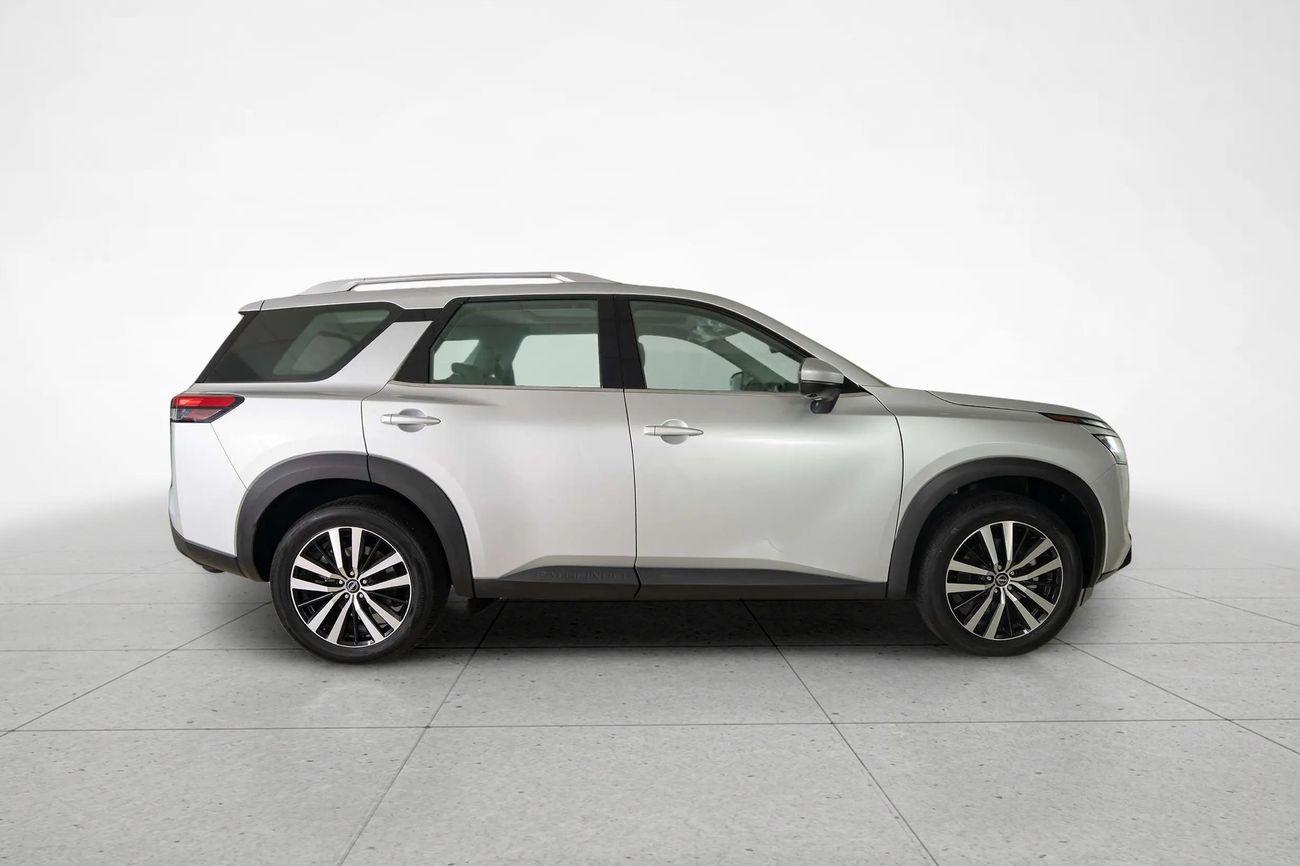 Nissan Pathfinder SV 3.5L AWD (7 Seater) SV 3.5