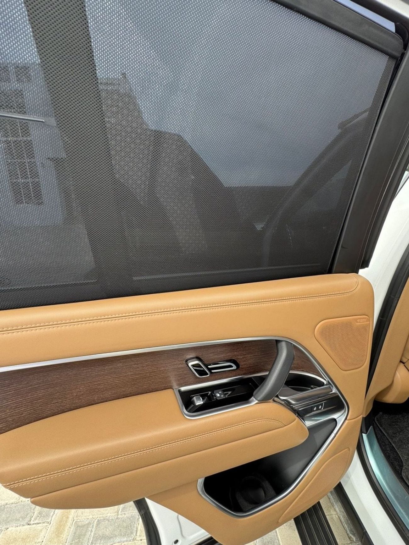 Land Rover Range Rover LWB HSE P530 4.4L - Vouge 2022 - Under Warranty - Perfect Condition- GCC Specs - Full Service Histor