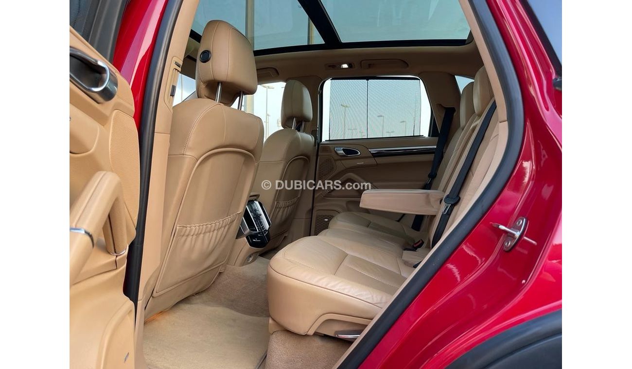 Porsche Cayenne _Gcc_2014_Excellent_Condition _Full option