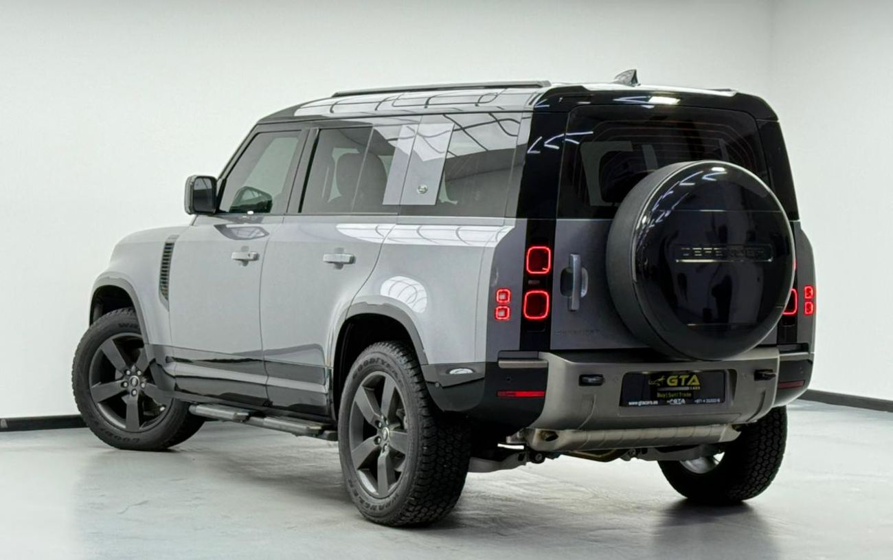 Land Rover Defender P300 110 SE 2.0L (5 Seater) 2024 Land Rover Defender SE P300 110, 2028 LR Warranty, Very Low Km, Ful