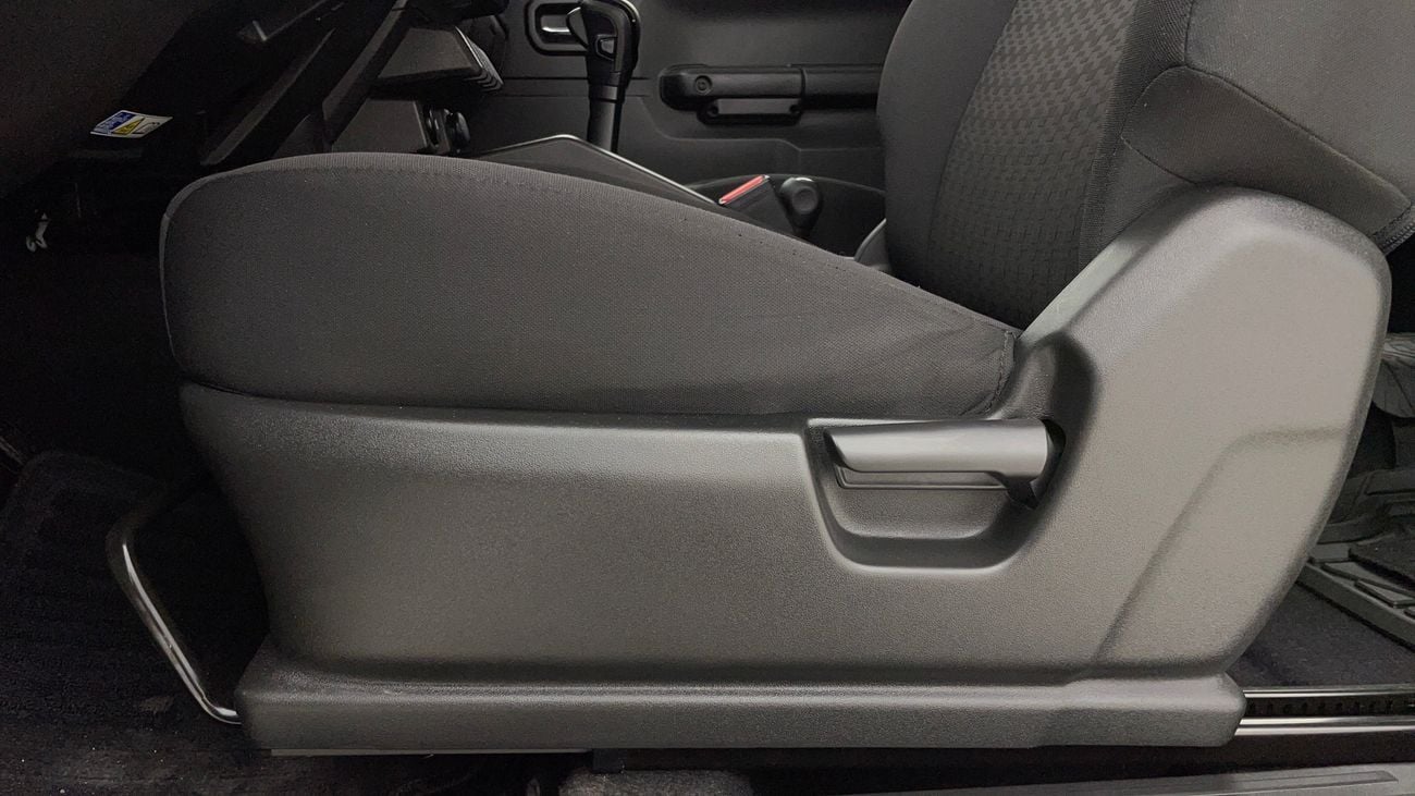 سوزوكي جيمني GLX 1.5 | بدون دفعة مقدمة | اختبار القيادة في المنزل