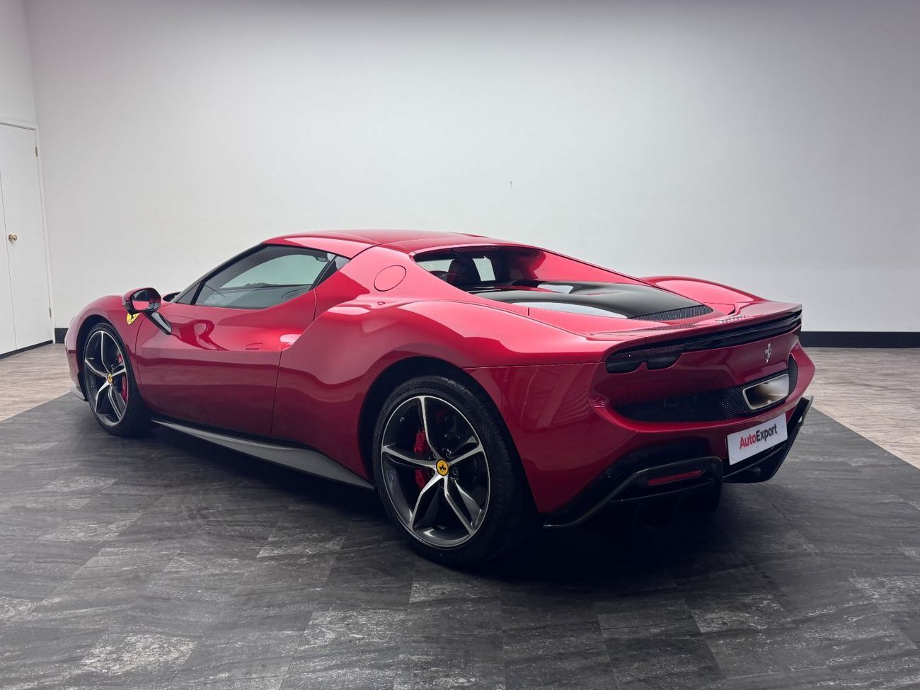 فيراري 296 GTB 3.0T V6 PHEV