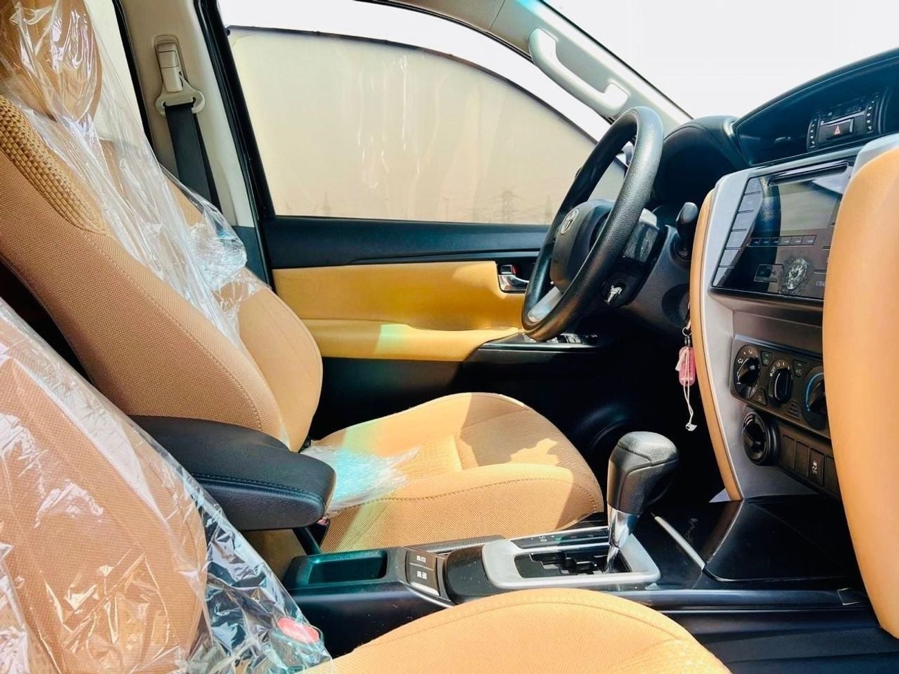 تويوتا فورتونر EXR 2.7L (164 HP) Toyota fortuner V4 2.7 clean and nice